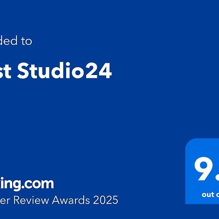 First Studio24 براشوف المظهر الخارجي الصورة